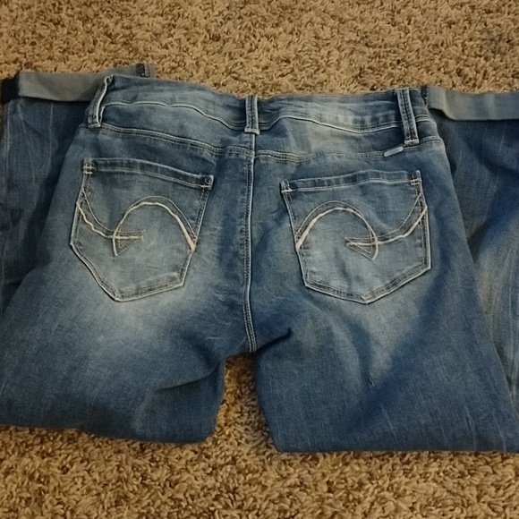 Capris - Picture 3 of 3